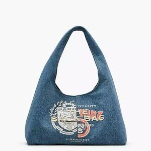 THE A.P.C. X MARC JACOBS DENIM SACK BAG

Denim Shoulder Bag with Graphic Design